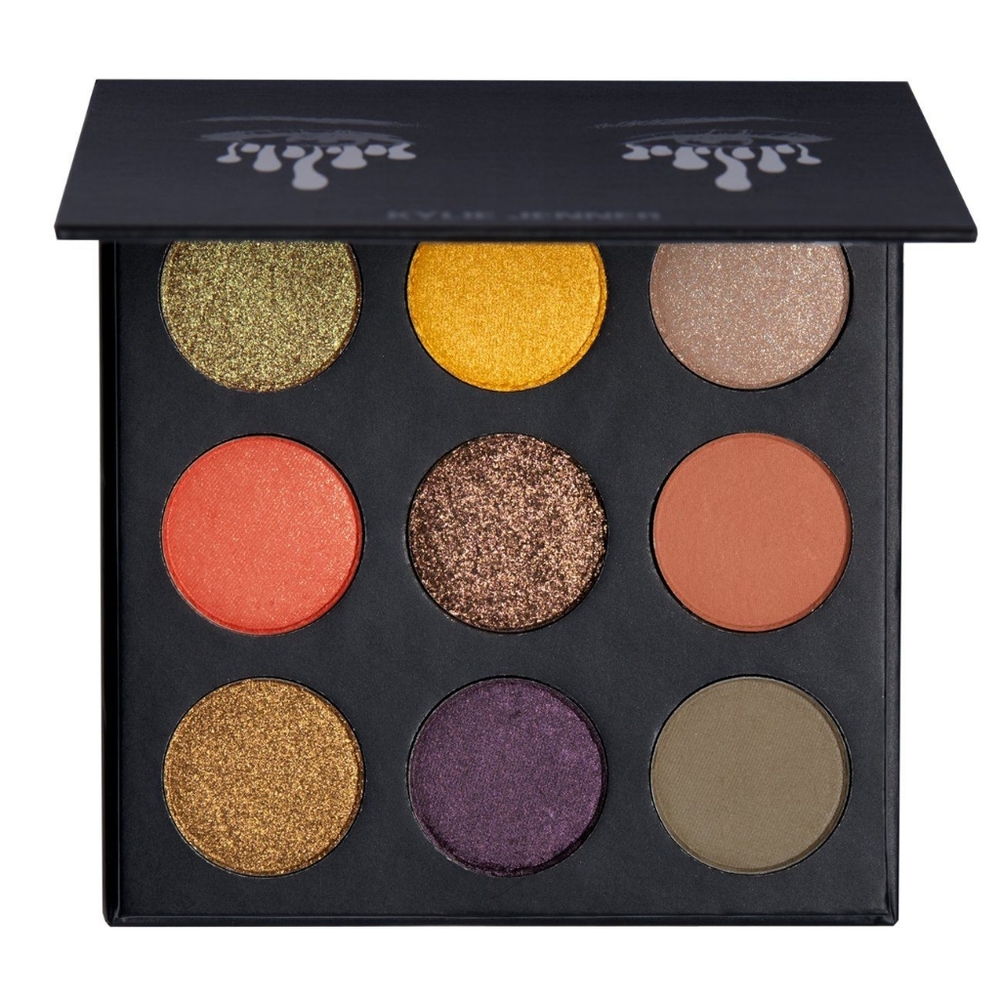 🖤 Kylie Jenner Hallloween Palette